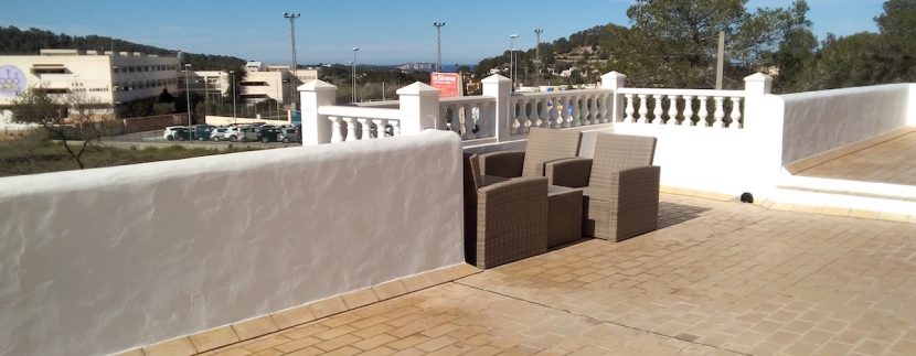 Long term rental Ibiza - Casa Escuela21