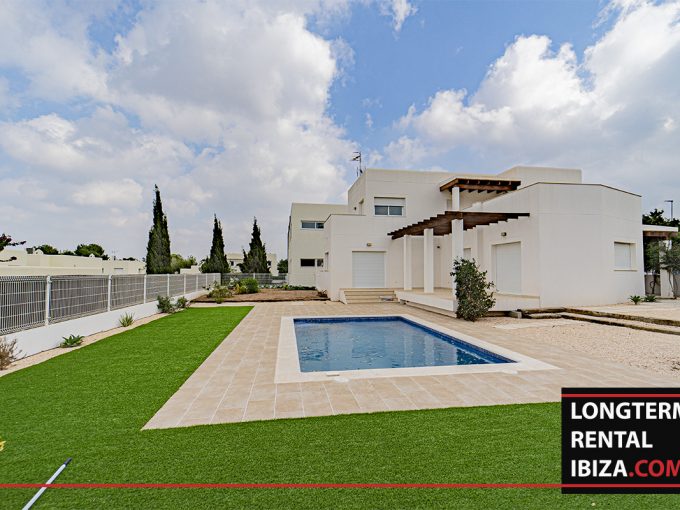 Long term rental Ibiza - Villa de bou