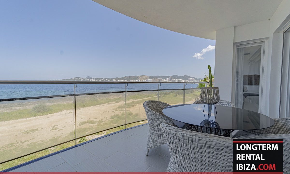 Long term rental Ibiza - Apartment Cala De Bou 4