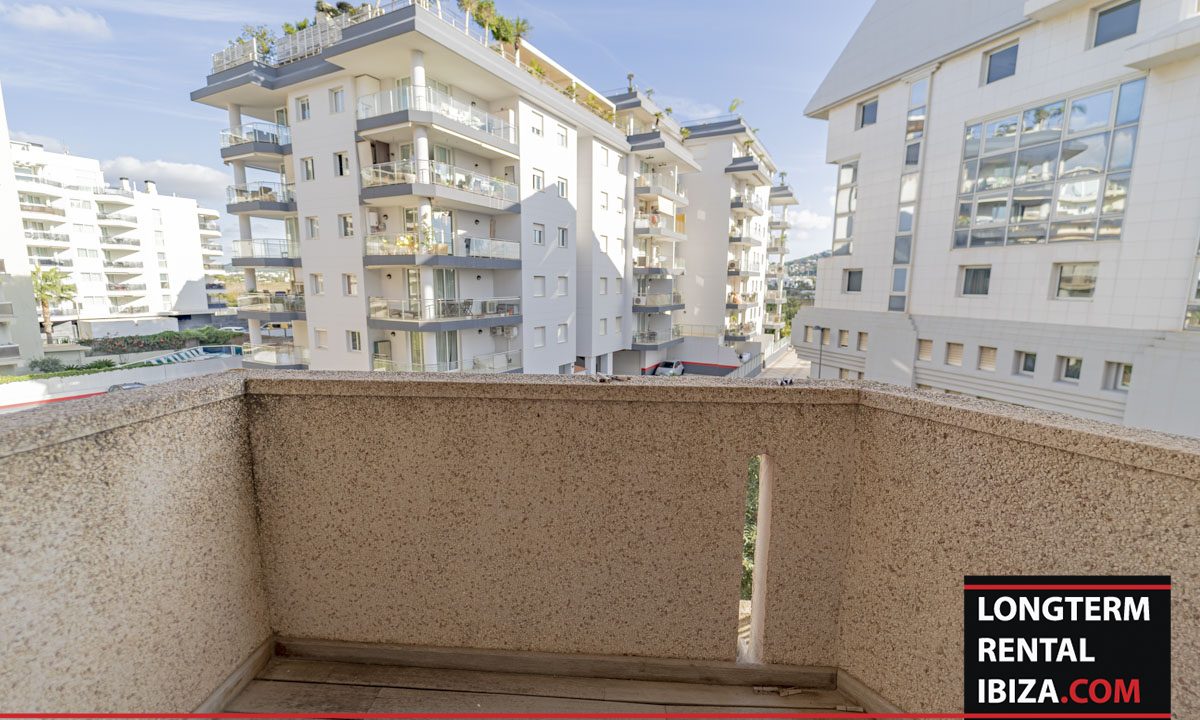 Long term rental Ibiza - Apartment Botafoch 27