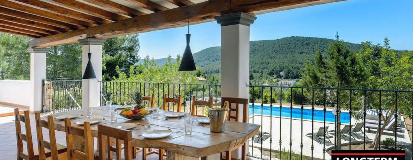 Long term rental Ibiza - Villa L eau 1