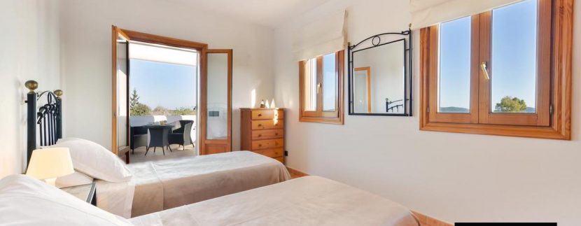 Long term rental Ibiza - Villa Merc 25