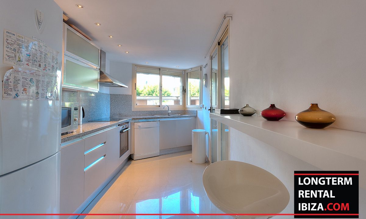 Long term rental Ibiza - Apartment Bossa Beach 11