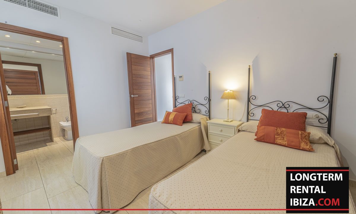 Long term rental Ibiza - Villa Mediterenean12