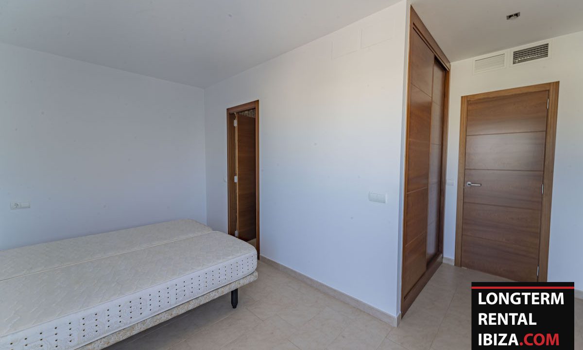 Long term rental Ibiza - Villa De Bou 33