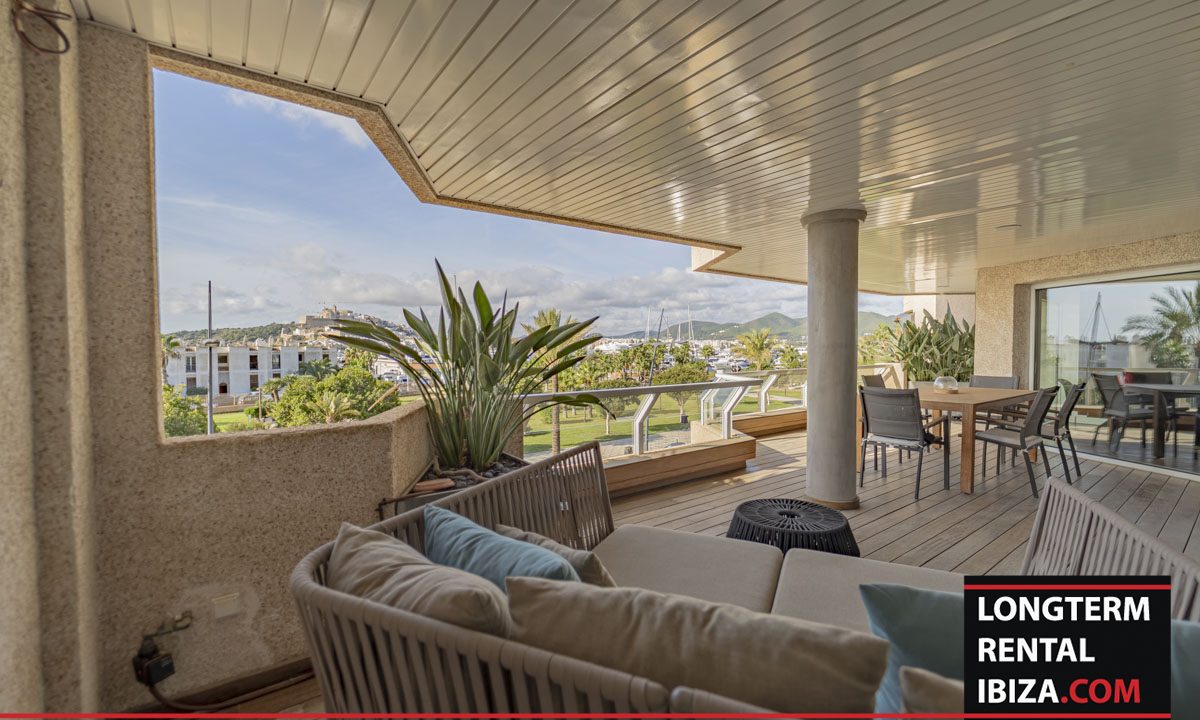 Long term rental Ibiza - Apartment Botafoch 1