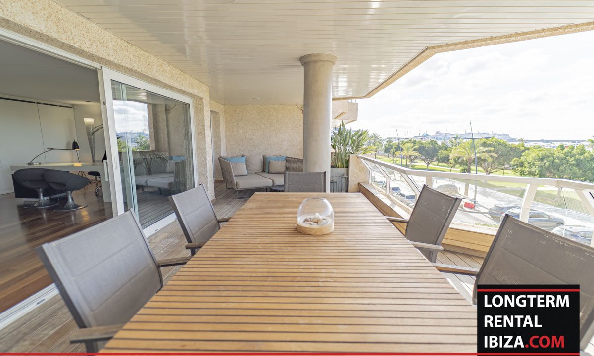 Long term rental Ibiza - Apartment Botafoch 37