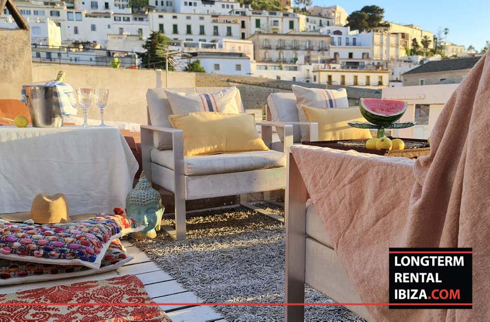 Long Term Rental Ibiza - Apartment Town Views 36