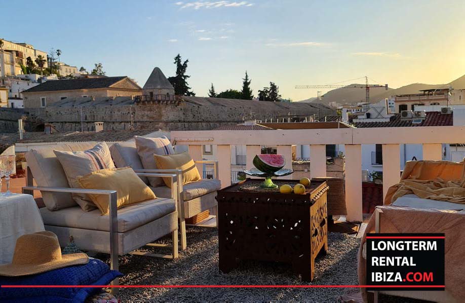 Long Term Rental Ibiza - Apartment Town Views 37