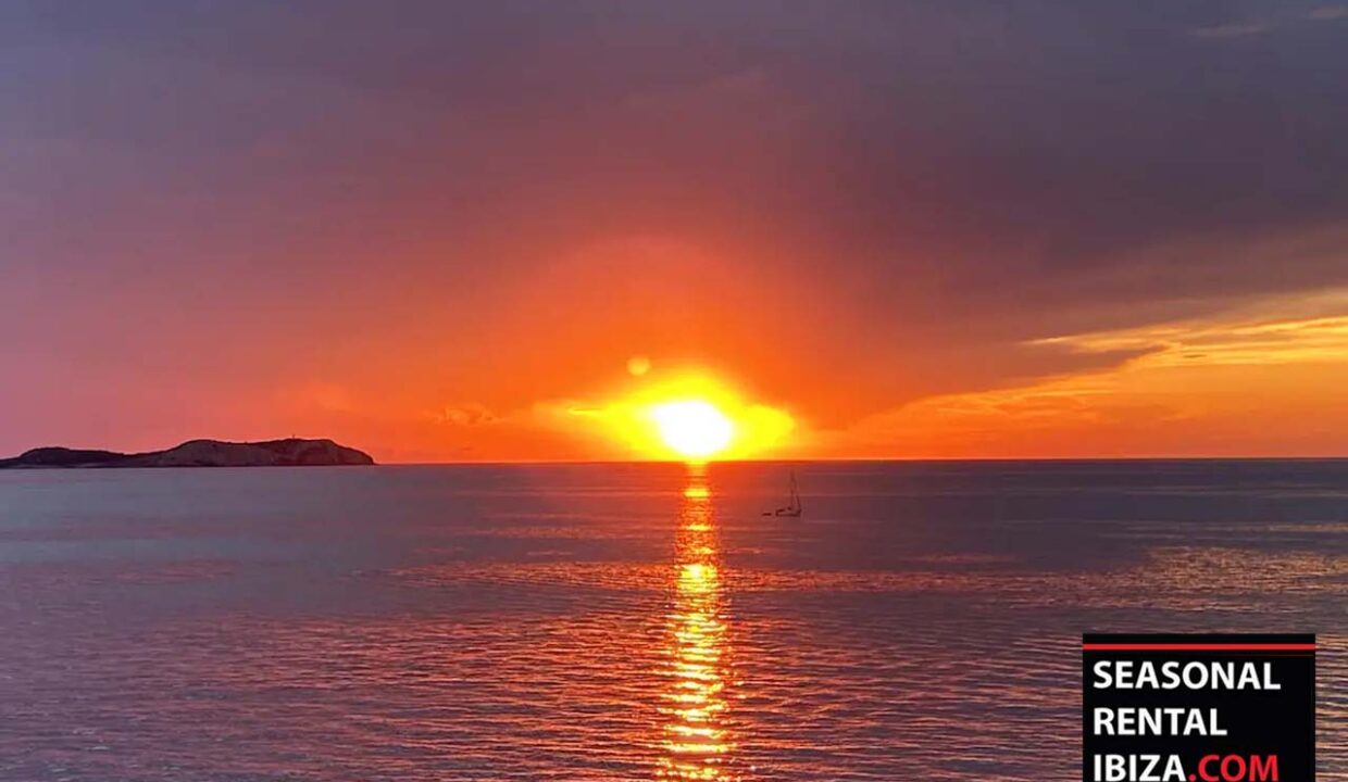 Seasonal Rental Ibiza - Penthouse Cala de Bou Sea 10.jpeg