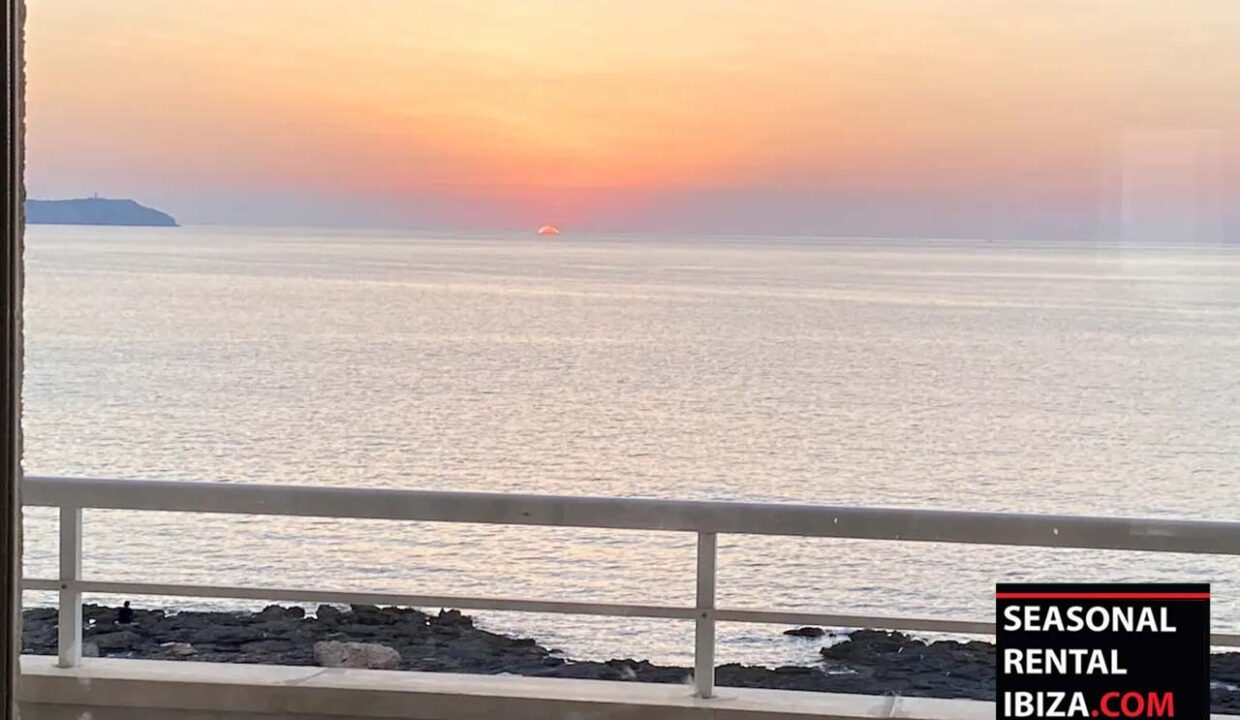 Seasonal Rental Ibiza - Penthouse Cala de Bou Sea 28.jpeg