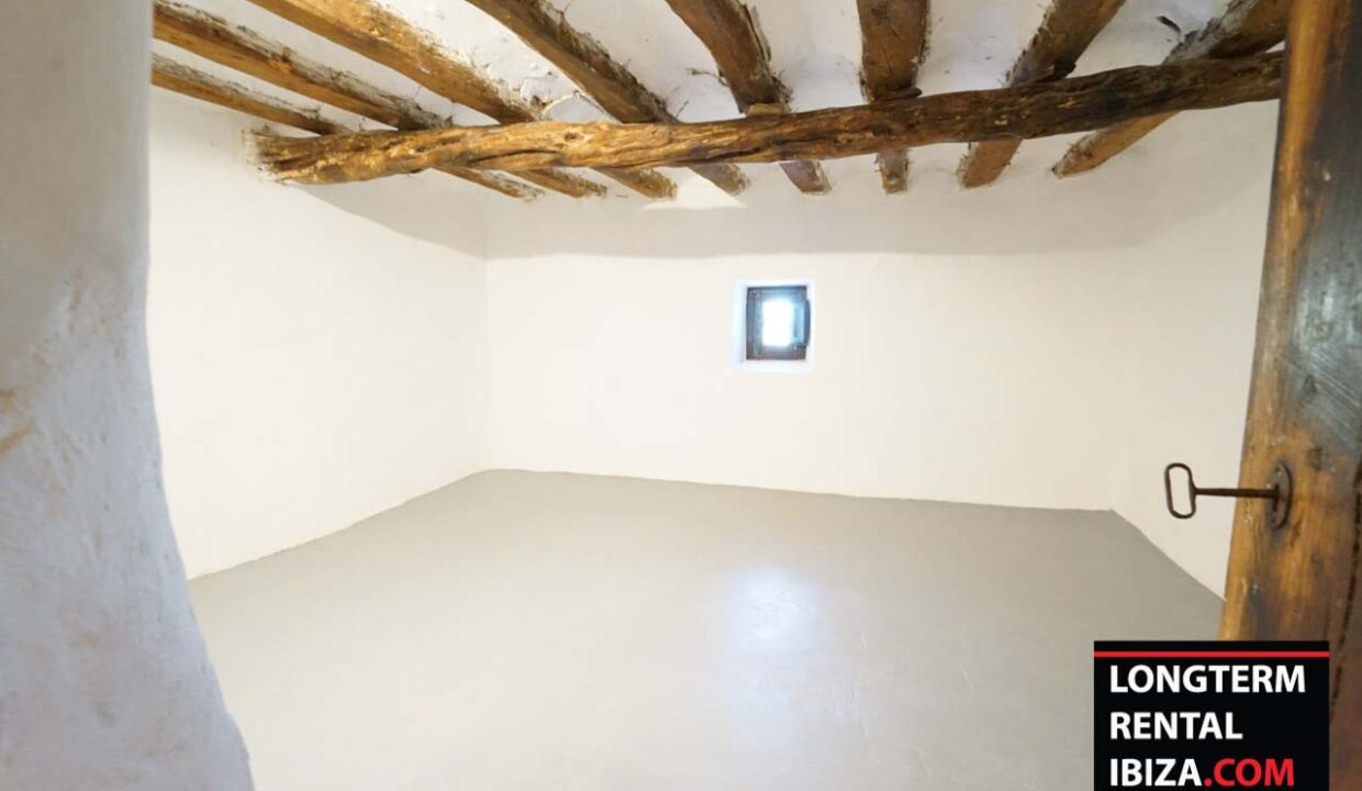 Long Term Rental Ibiza - FINCA CALLE 8
