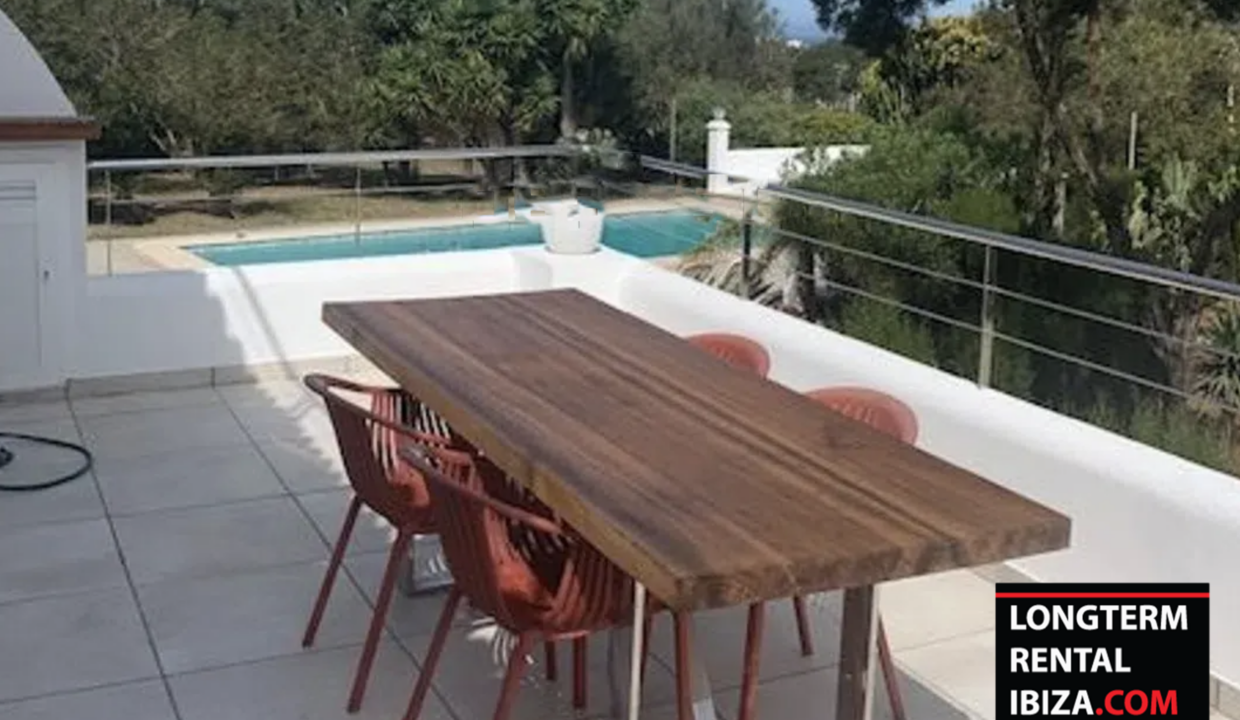 LONGTERM RENTAL IBIZA - VILLA COACH 13