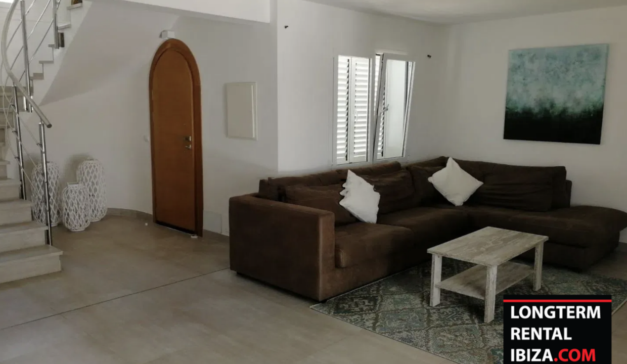 LONGTERM RENTAL IBIZA - VILLA COACH 19