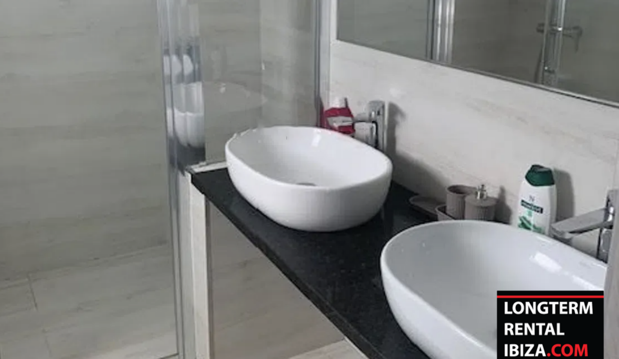 LONGTERM RENTAL IBIZA - VILLA COACH 25