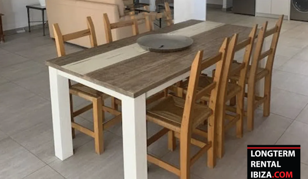 LONGTERM RENTAL IBIZA - VILLA COACH 28
