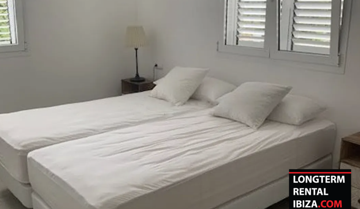LONGTERM RENTAL IBIZA - VILLA COACH 9