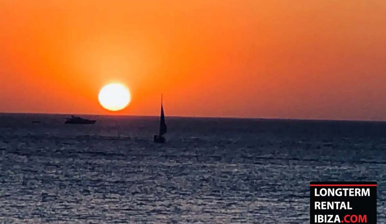 Long Term Rental Ibiza - Penthouse Cala de Bou Sea 1.jpeg