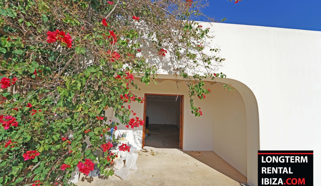 Long Term Rental Ibiza - Villa Can Calma 10 (3)
