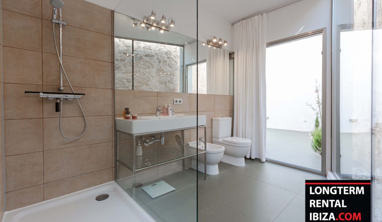 Long Term Rental Ibiza - Villa Hannover