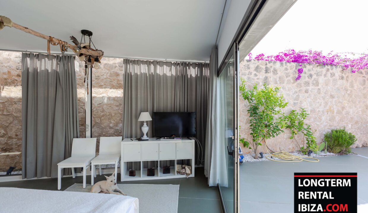 Long Term Rental Ibiza - Villa Hannover