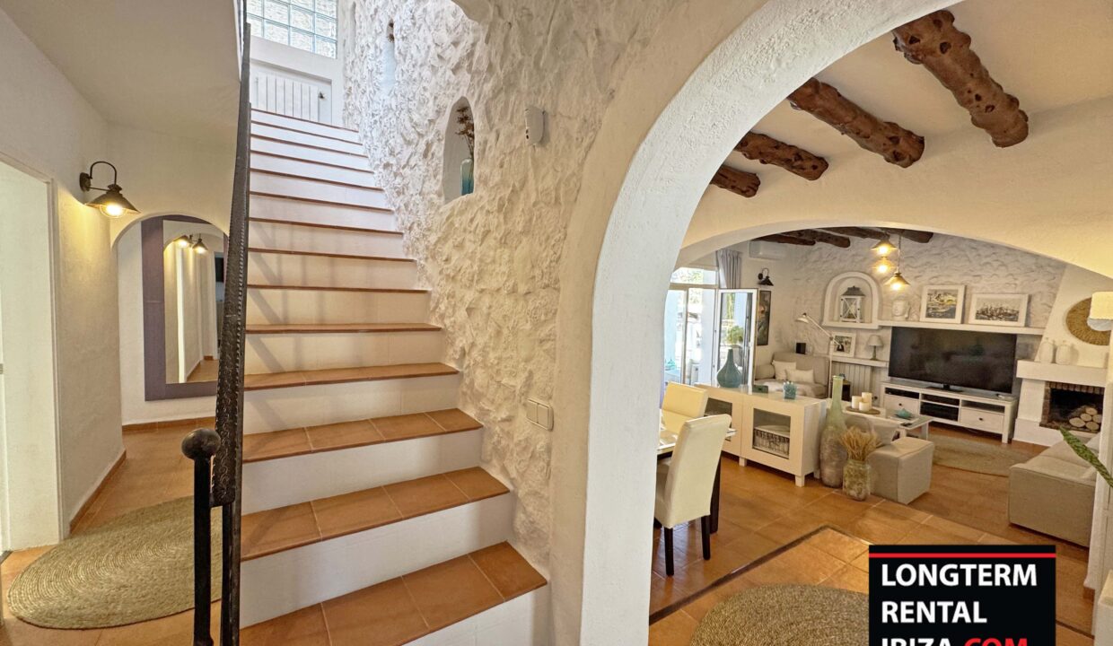 Long term rental ibiza - villa Santorini 4