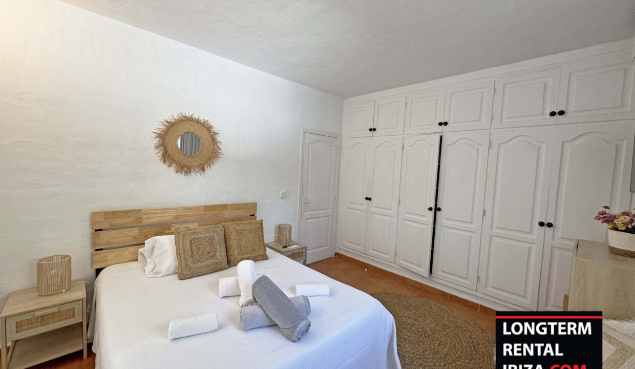 Long term rental ibiza - villa Santorini 8 (5.1)