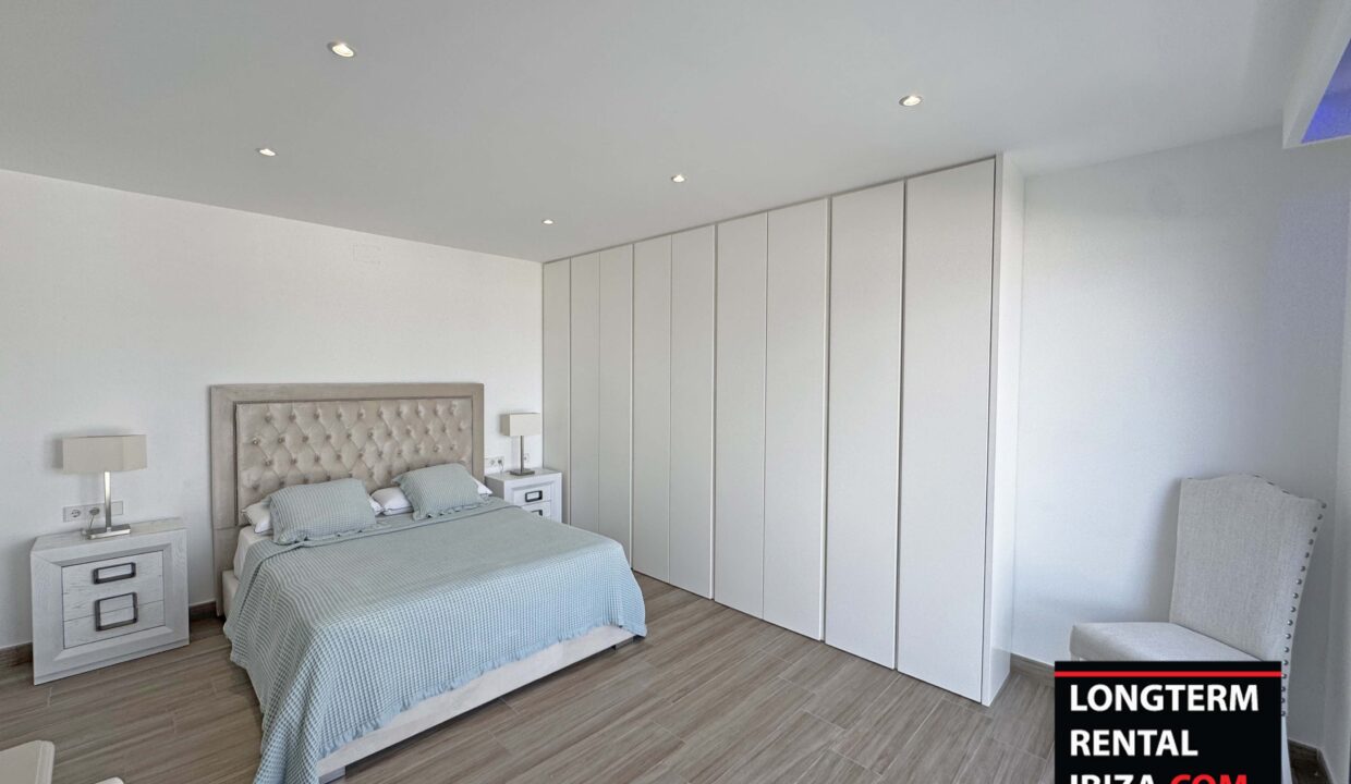 Long term rental ibiza - penthouse Siesta Sea View 15
