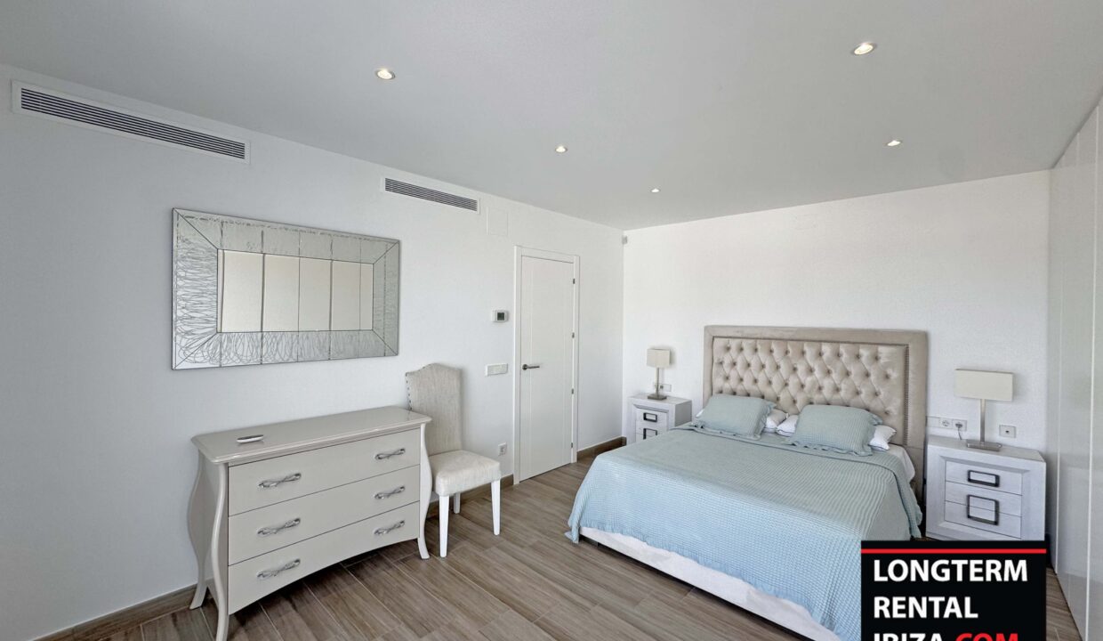 Long term rental ibiza - penthouse Siesta Sea View 16