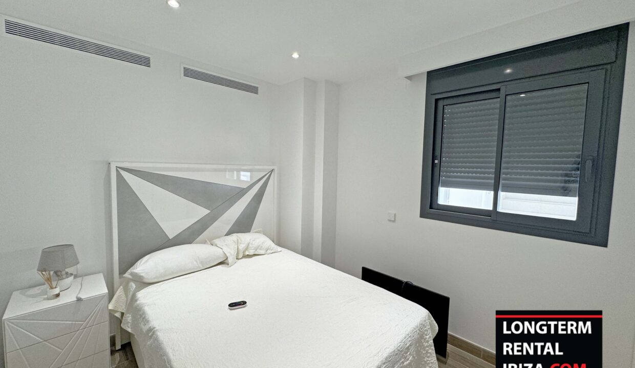 Long term rental ibiza - penthouse Siesta Sea View 23