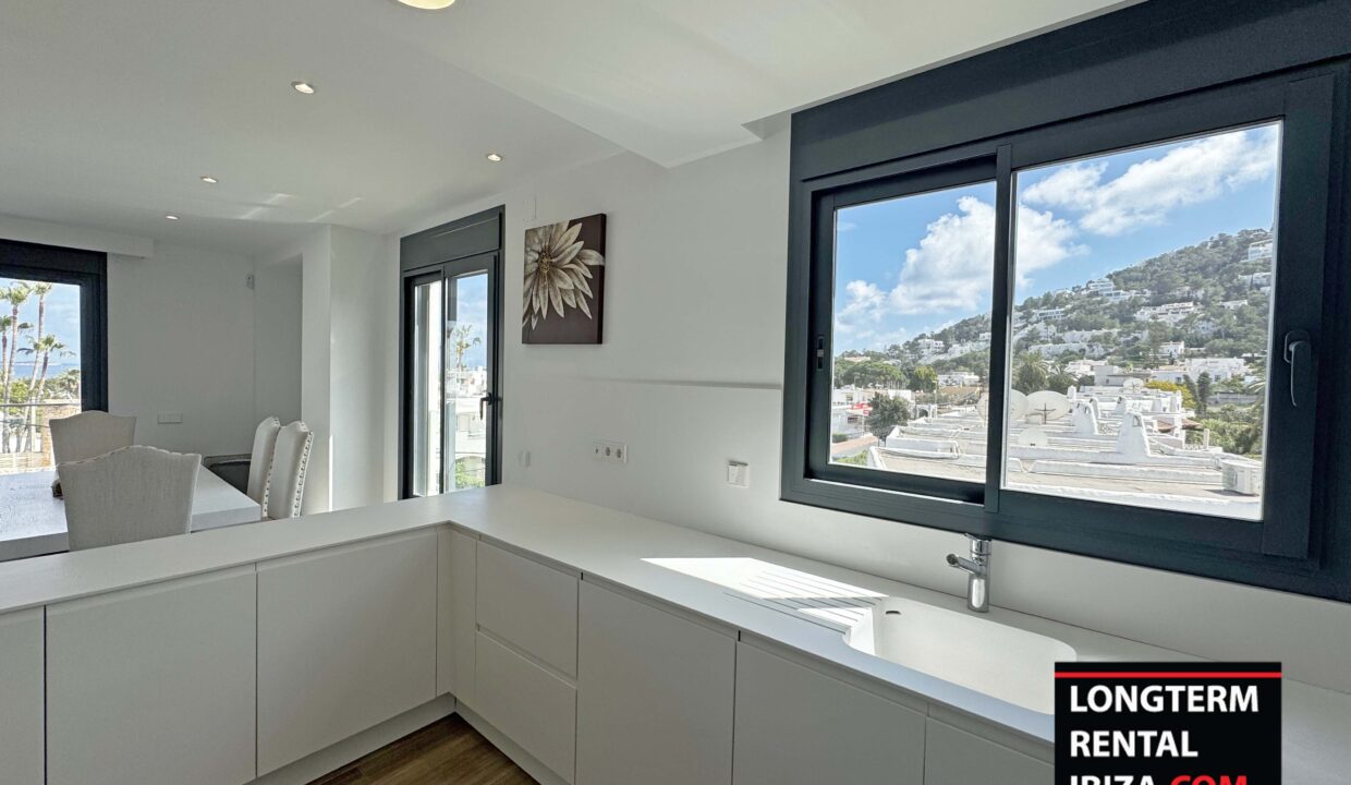 Long term rental ibiza - penthouse Siesta Sea View 5