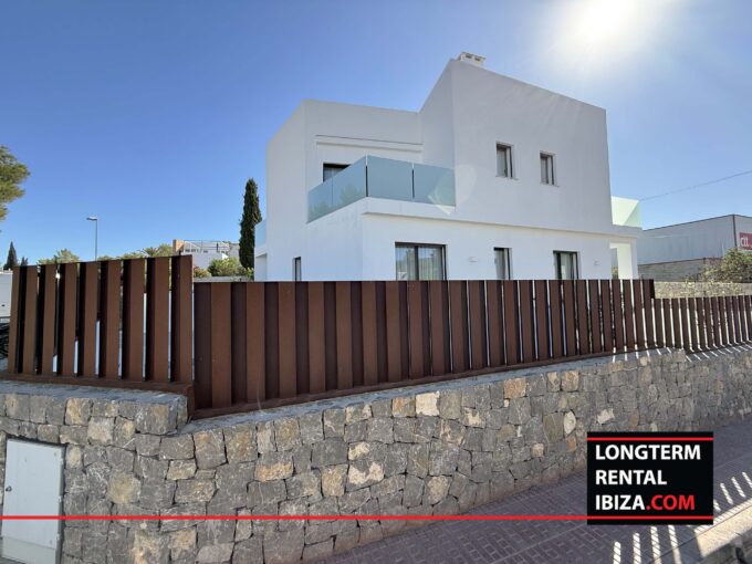 Long Term Rental Ibiza - Building The four lux apartments