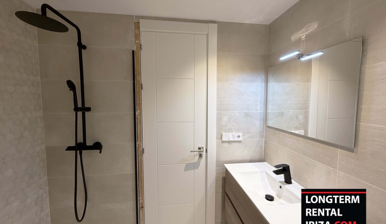 Long Term Rental Ibiza - Building The four lux apartments 35