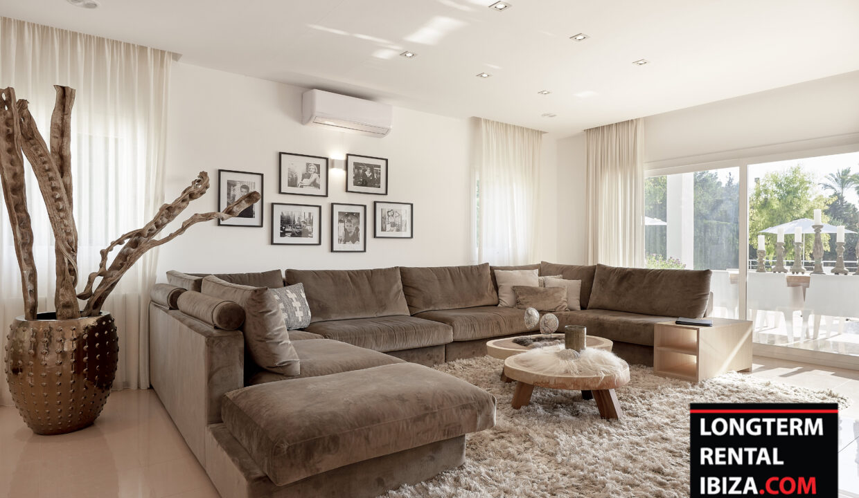 Long Term Rental Ibiza - Villa Artic with touristic license 24
