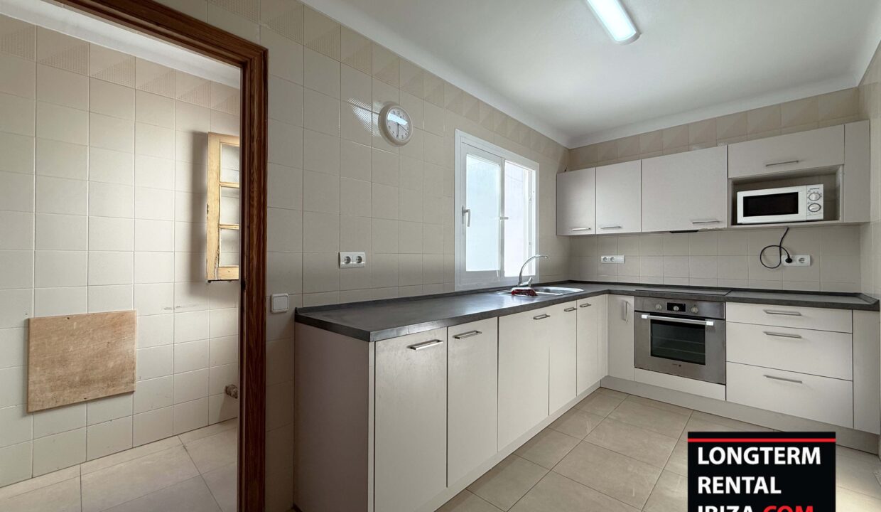 Longterm rental Ibiza- Penthouse Bright Santa Eulalia 13