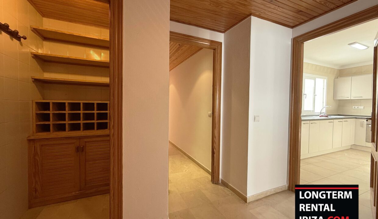 Longterm rental Ibiza- Penthouse Bright Santa Eulalia 2