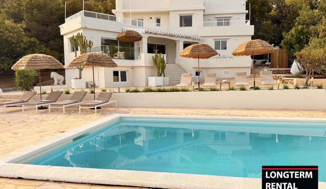 Villa Ocean Breeze with Touristic License