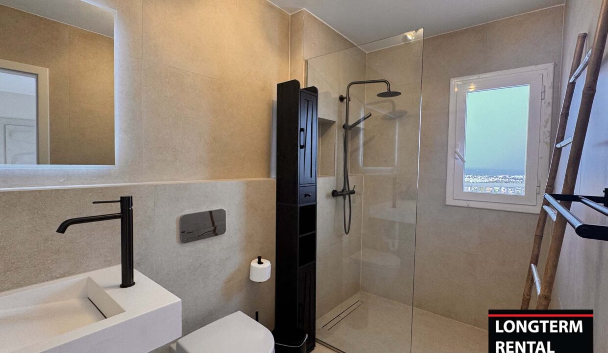 Villa Ocean Breeze with Touristic License