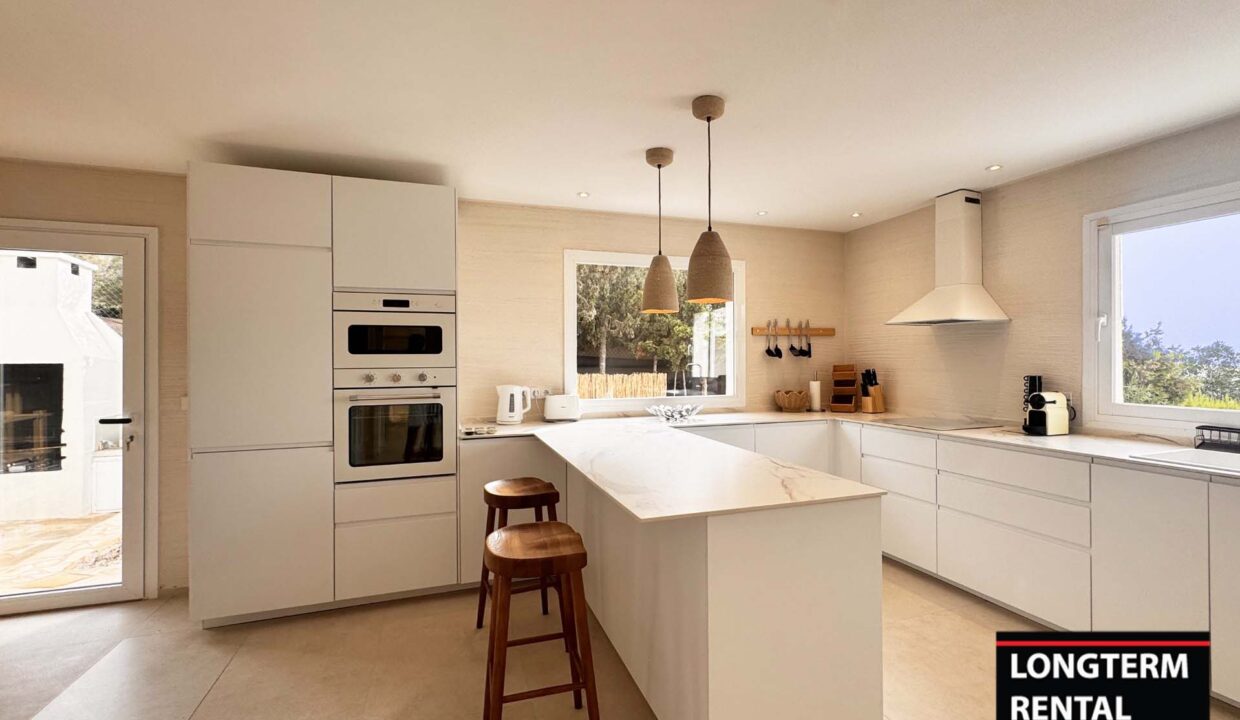 Villa Ocean Breeze with Touristic License