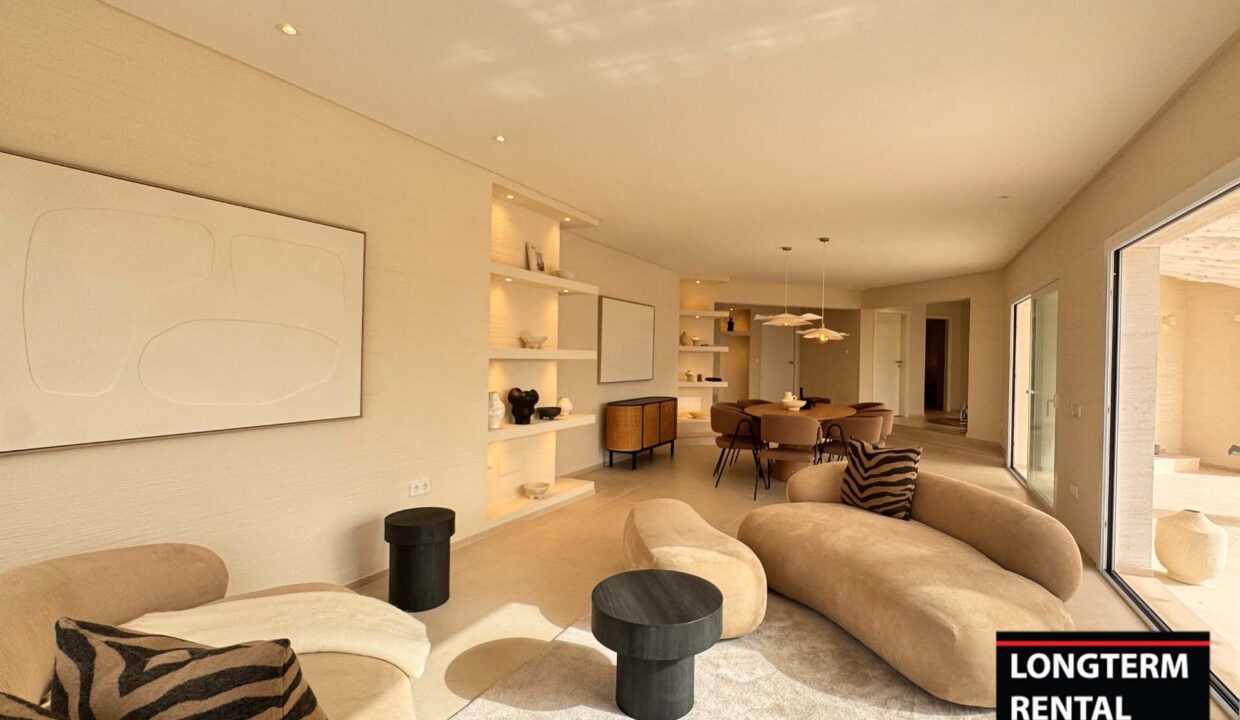 Villa Ocean Breeze with Touristic License