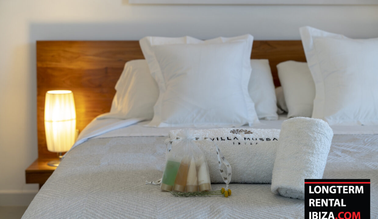 Longterm rental Ibiza - Villa Benimussa 25