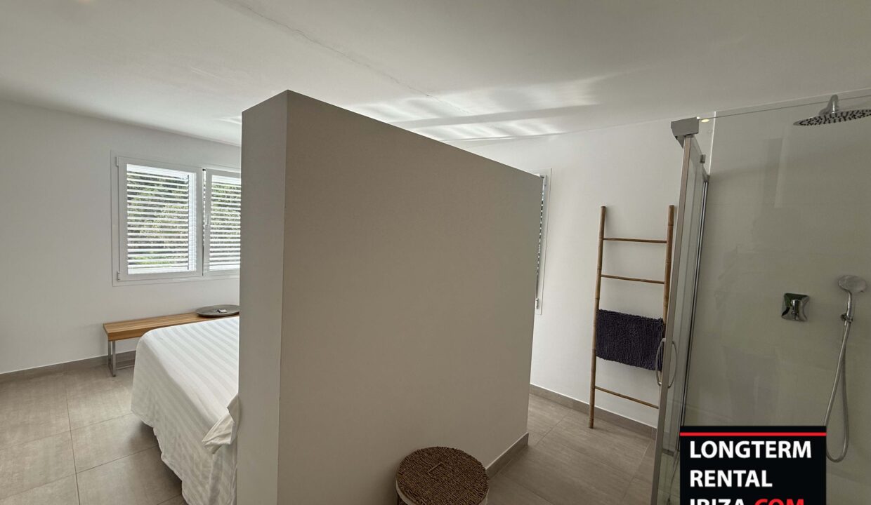 Long Term rental Ibiza - Villa Coach 11
