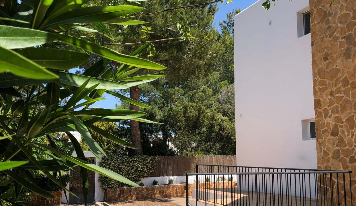 Longterm rental ibiza- Villa In Town Santa Gertrudis 1
