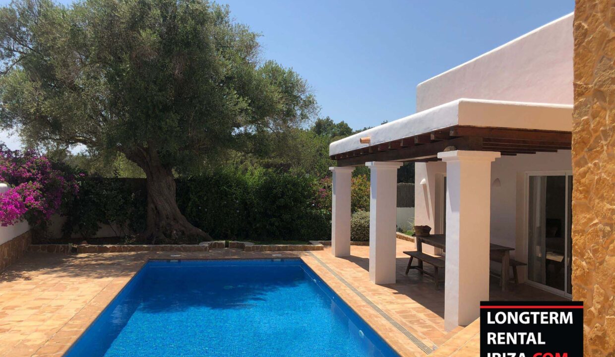 Longterm rental ibiza- Villa In Town Santa Gertrudis 1 (2)